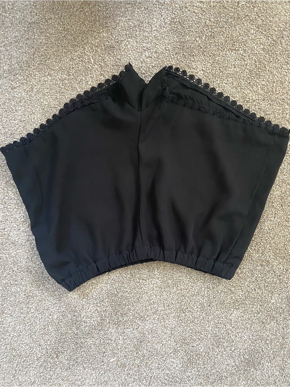 Brandy Melville Crochet Trim Black Shorts Boho - Picture 10 of 13